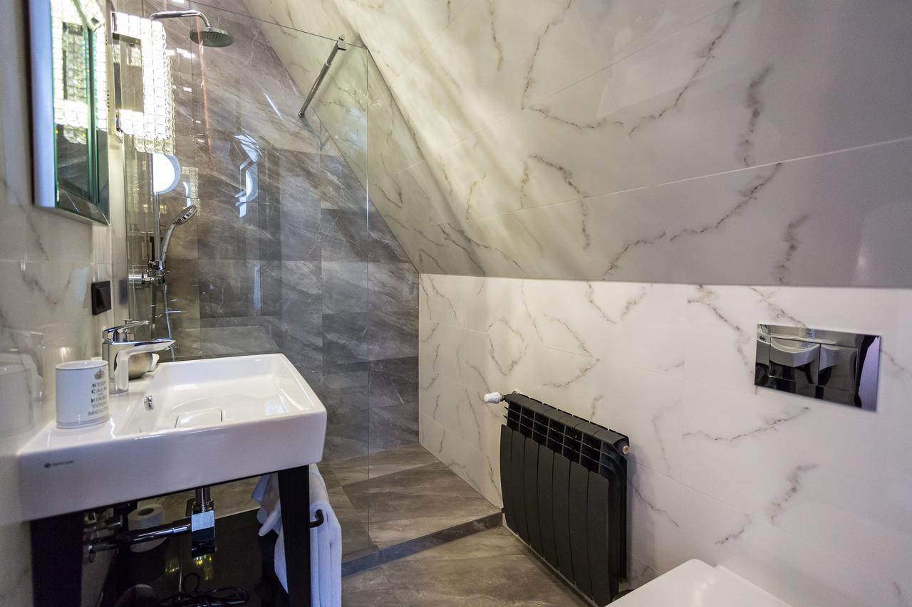 Apartamenty Chleb I Wino Gdansk Exterior photo Bathroom