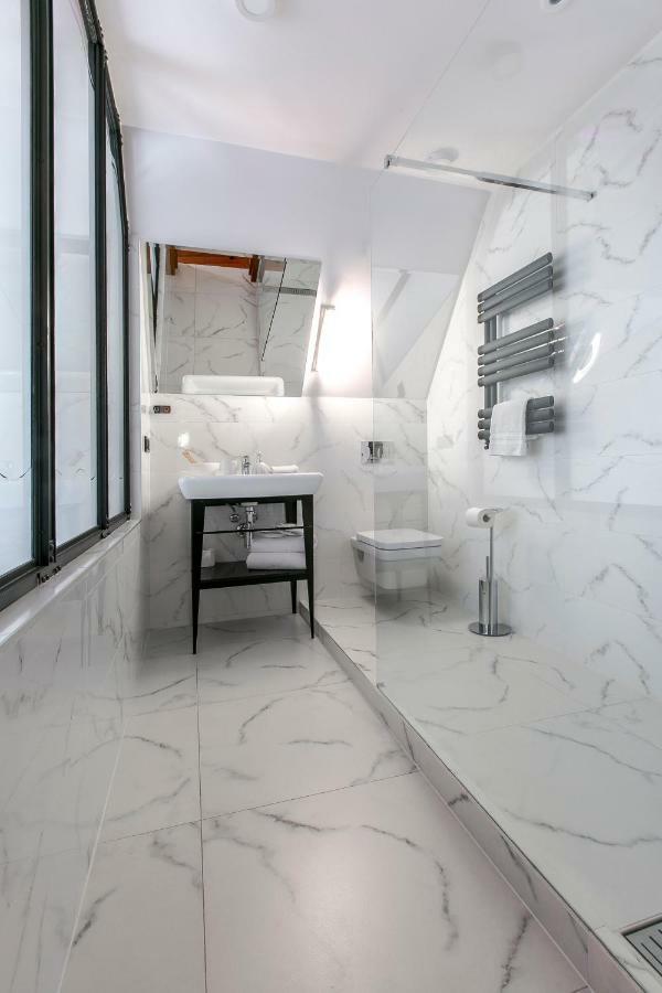 Apartamenty Chleb I Wino Gdansk Exterior photo Bathroom
